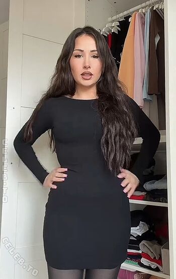 🔥 Aanyskh leaked private photo uncensored full