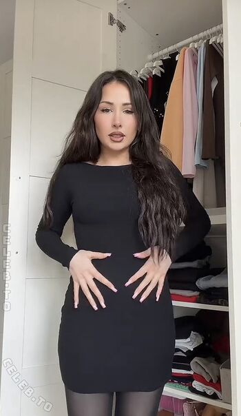 🔥 Aanyskh leaked private photo uncensored full