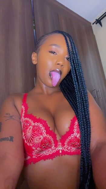 🔥 African booty meat leaked private photo uncensored full