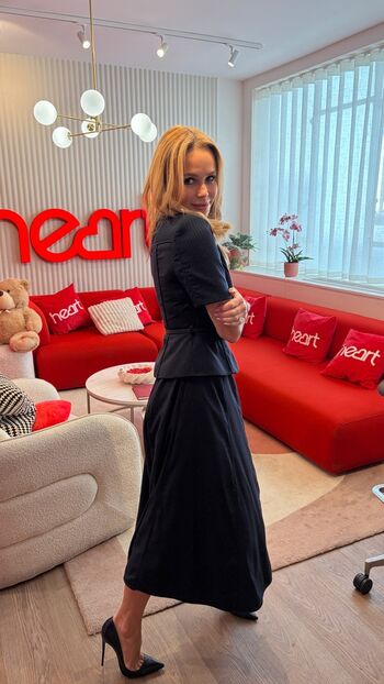 🔥 Amanda holden  page leaked private photo uncensored full