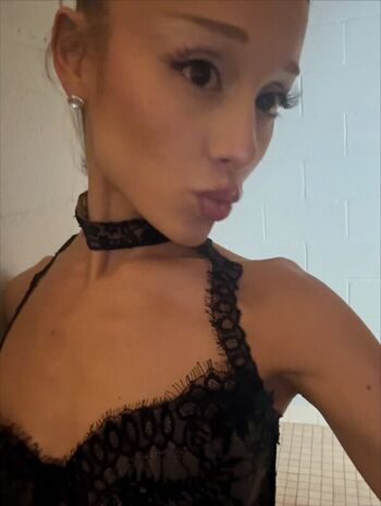 🔥 Ariana grande leaked private photo uncensored full