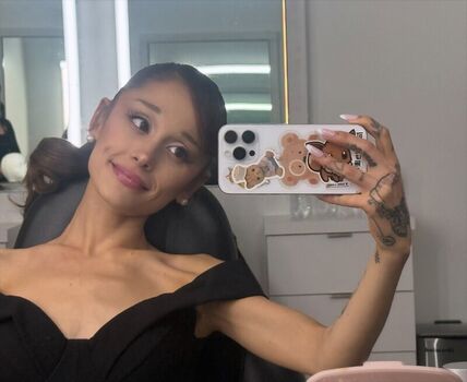 🔥 Ariana grande leaked private photo uncensored full