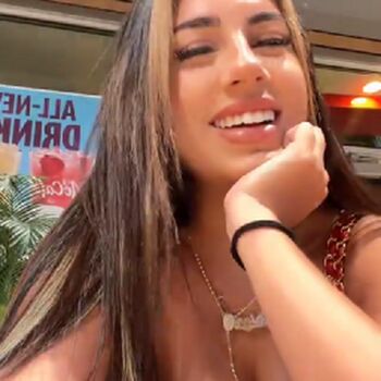 arianamarialee