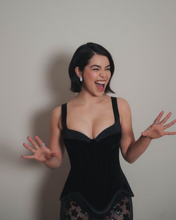🔥 Auli i cravalho leaked private photo uncensored full