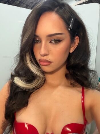 🔥 Daniela avanzini leaked private photo uncensored full
