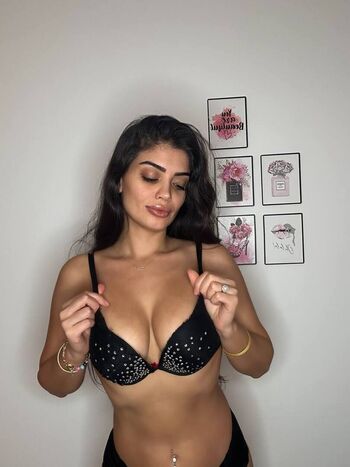 🔥 Dilah elik leaked private photo uncensored full