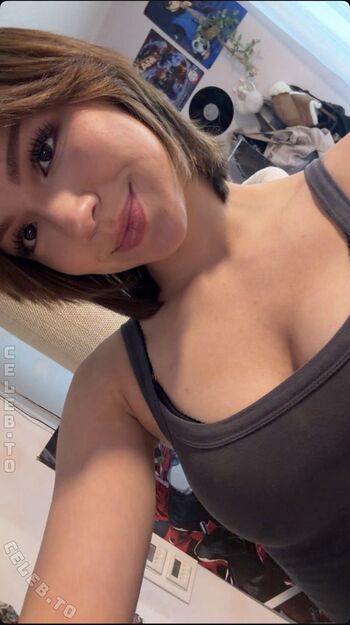 🔥 Emilyynl leaked private photo uncensored full