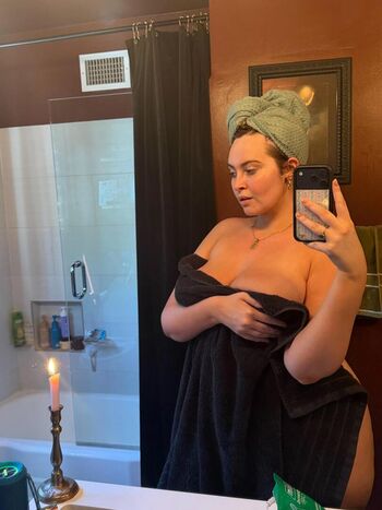 🔥 Erinmhk page leaked private photo uncensored full