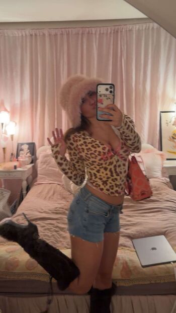 🔥 Ester dobrik page leaked private photo uncensored full