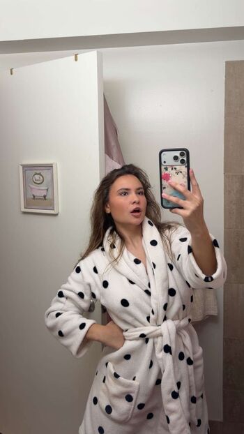 🔥 Ester dobrik page leaked private photo uncensored full