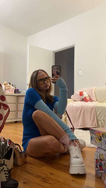 🔥 Ester dobrik page leaked private photo uncensored full
