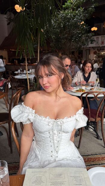 🔥 Ester dobrik page leaked private photo uncensored full