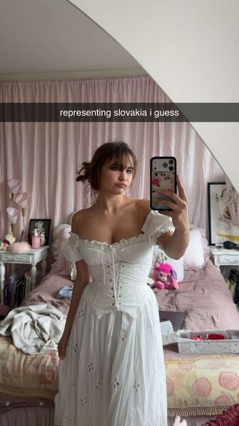 🔥 Ester dobrik page leaked private photo uncensored full