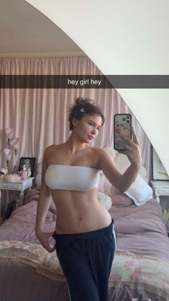🔥 Ester dobrik page leaked private photo uncensored full