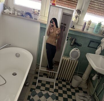 🔥 Evelyna exclusiv leaked private photo uncensored full