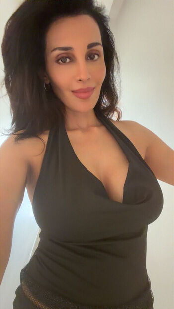 🔥 Flora saini page leaked private photo uncensored full