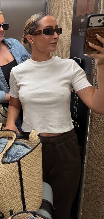 🔥 Frankie bridge leaked private photo uncensored full