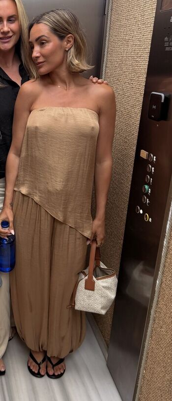 🔥 Frankie bridge leaked private photo uncensored full