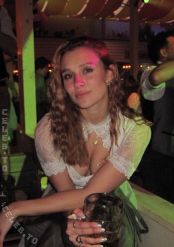 🔥 Greta engelfried  page leaked private photo uncensored full