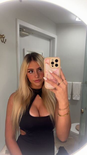 🔥 Hippicam  page leaked private photo uncensored full
