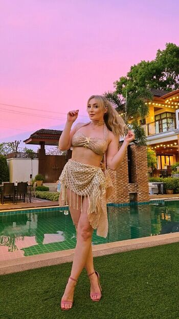 🔥 Holly wolf  page leaked private photo uncensored full