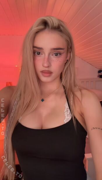 🔥 Honeypuu leaked private photo uncensored full