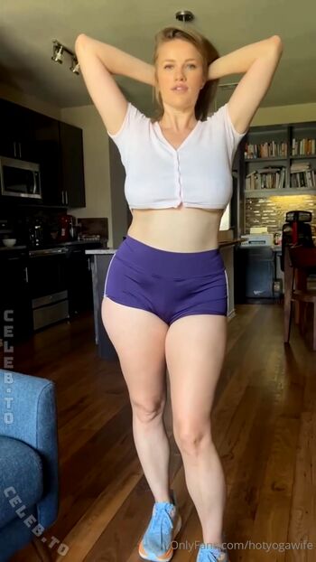 🔥 Hotyogawife  page leaked private photo uncensored full