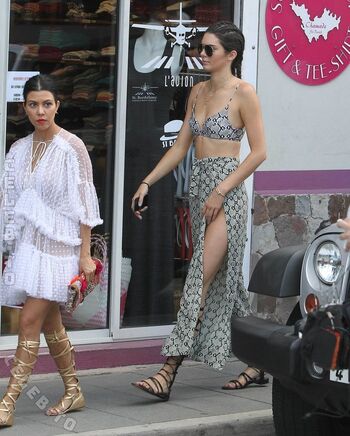 🔥 Kendall jenner  page leaked private photo uncensored full
