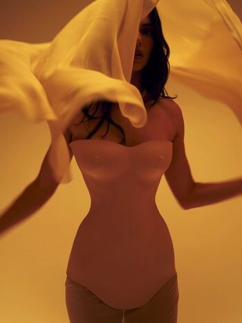 🔥 Kendall jenner  page leaked private photo uncensored full