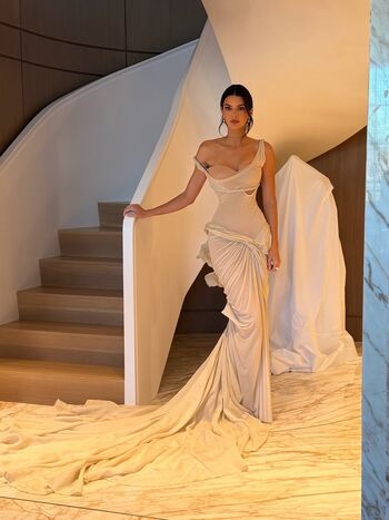 🔥 Kendall jenner  page leaked private photo uncensored full