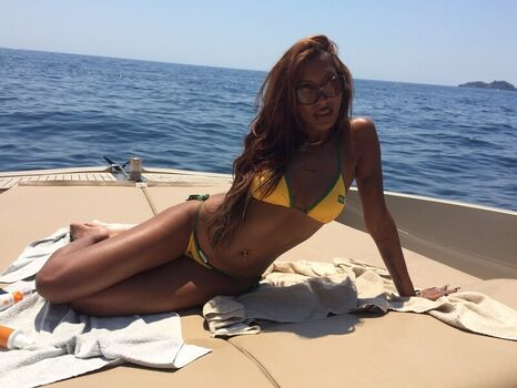 🔥 Lara raj page leaked private photo uncensored full