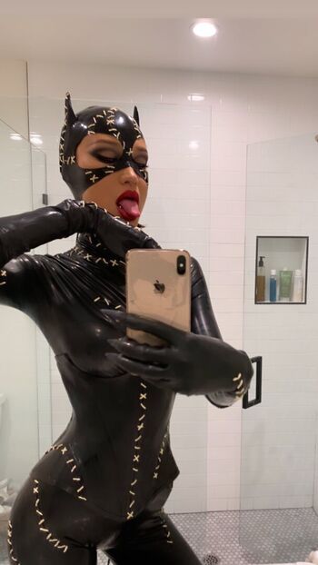 🔥 Latex fetish leaked private photo uncensored full