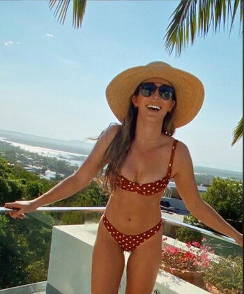 🔥 Laura robson page leaked private photo uncensored full
