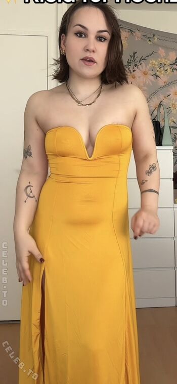 🔥 Laurassoberlife leaked private photo uncensored full