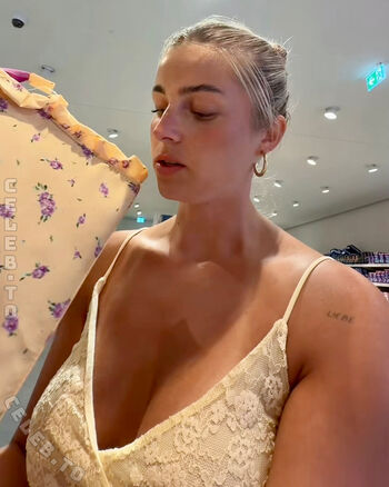 🔥 Lea breuer leaked private photo uncensored full