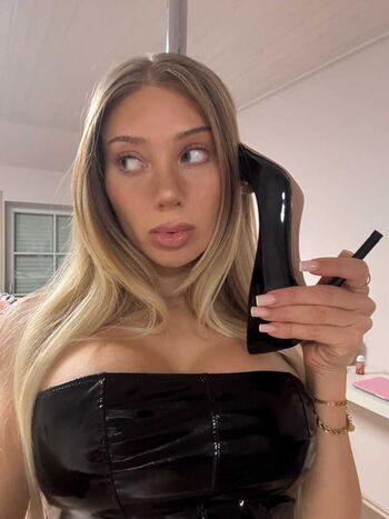 🔥 Loeni hadi leaked private photo uncensored full