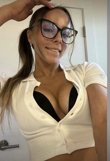 🔥 Meelah robbins leaked private photo uncensored full