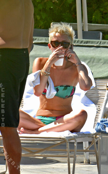 🔥 Miley cyrus page leaked private photo uncensored full
