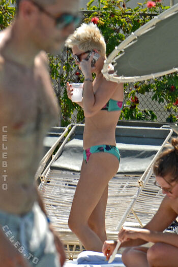 🔥 Miley cyrus page leaked private photo uncensored full