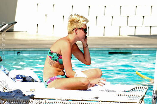 🔥 Miley cyrus page leaked private photo uncensored full