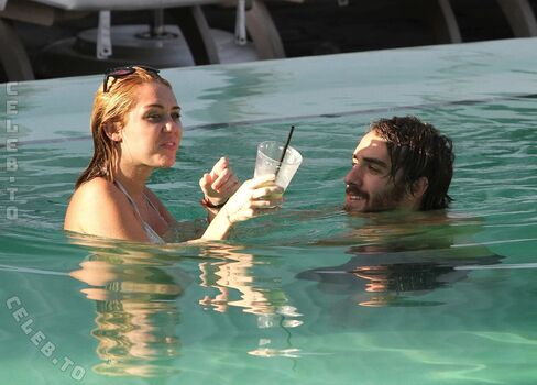 🔥 Miley cyrus page leaked private photo uncensored full