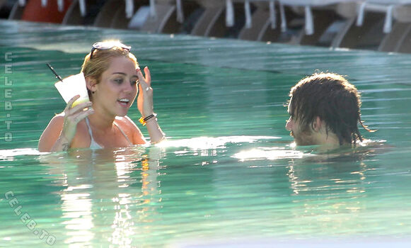 🔥 Miley cyrus page leaked private photo uncensored full