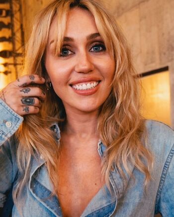 🔥 Miley cyrus page leaked private photo uncensored full