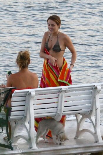 🔥 Miley cyrus page leaked private photo uncensored full