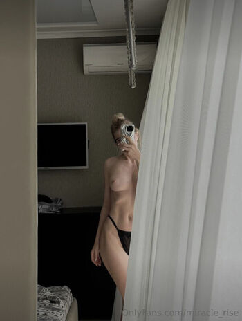 🔥 Nightlyy leaked private photo uncensored full