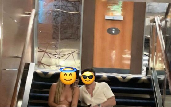 🔥 Officewife leaked private photo uncensored full