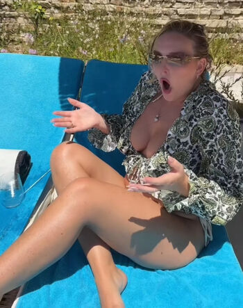 🔥 Perrie edwards leaked private photo uncensored full
