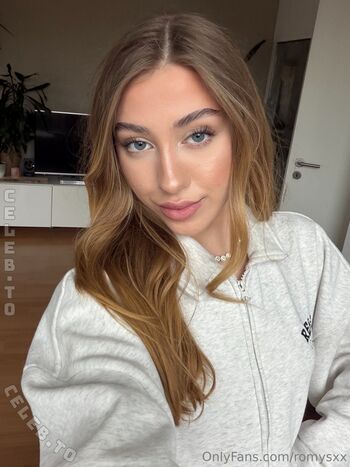 🔥 Romyxxs leaked private photo uncensored full