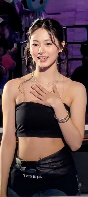 🔥 Tzuyu page leaked private photo uncensored full