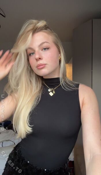 🔥 Vallixpauline page leaked private photo uncensored full